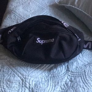 Supreme fanny pack